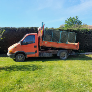 Photo de galerie - J effectue tout petit transport en benne prix raisonnable 