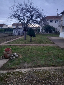 Photo de galerie - Entretien du jardin avant l'hiver.