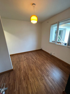 Photo de galerie - Parket  bois massif  et aussi parket  flottant.  
suivez  moi sur mo Facebook.  