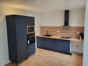 Photo de galerie - Pose d'une cuisine 