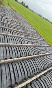 Photo de galerie - Mise en place de poutrelles et hourdis pour prolongement de terrasse 