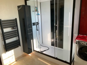 Photo de galerie - Installation montage cabine de douche 