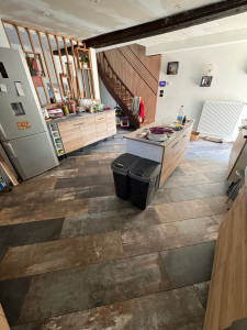 Photo de galerie - Pose de carrelage et montage cuisine