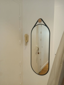 Photo de galerie - Fixation miroir 