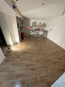 Photo de galerie - Carrelage effet bois 