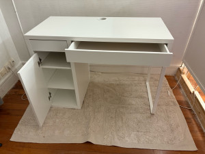 Photo de galerie - Montage d’un bureau 