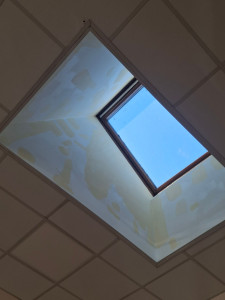 Photo de galerie - Reprise d’enduit pour un finition parfaite avant mise en peinture 