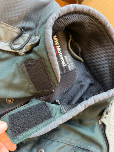 Photo de galerie - Changement de velcro sur veste de moto