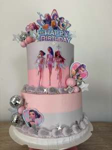 Photo de galerie - Gateau d'anniversaire - cake art