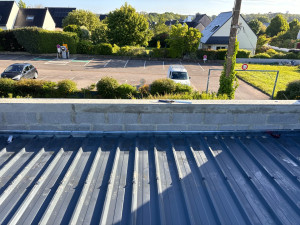 Photo de galerie - Pose bacs acier 