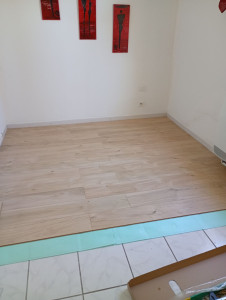Photo de galerie - Pose de parquet dans une chambre 