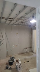 Photo de galerie - Rénovation cuisine mur et faut plafond 
