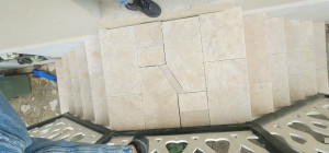 Photo de galerie - Carrelage escalier extérieur