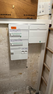 Photo de galerie - Mise à norme d’une installation électrique au complet, modification du tableau électrique et création de circuit 