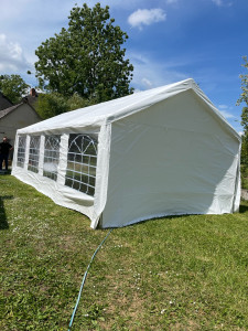 Photo de galerie - Tente de réception / Barnum / Chapiteau (usage domestique)