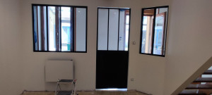 Photo de galerie - Pose verrières et porte coulissante.