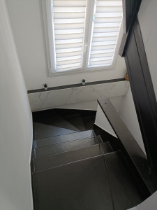 Photo de galerie - Décoration et revêtement escalier
