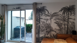 Photo de galerie - Pose tapisserie panoramique autour d'une baie vitrée 