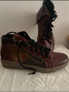 Photo de galerie - Chaussures / Bottes Homme (déguisement)