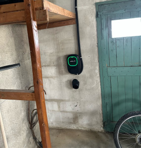 Photo de galerie - Installation Borne IRVE