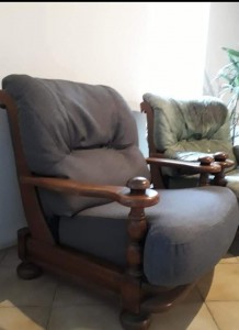 Photo de galerie - Avant après , restauration de fauteuil