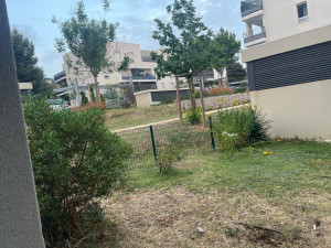 Photo de galerie - Pose de barrières de grillage rigide de 6 m