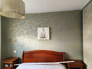 Photo de galerie - Pose tapisserie chambre
