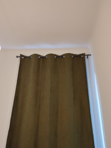 Photo de galerie - Pose de tringle à rideaux
