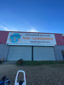 Photo de galerie - Entretien d’une enseigne 