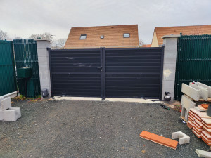Photo de galerie - Porte portail motorisation 