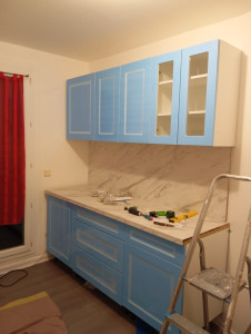 Photo de galerie - Cuisine en cours de montage 