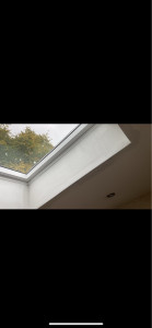 Photo de galerie - Mise de placo en dessous du velux pour cacher l’isolation 