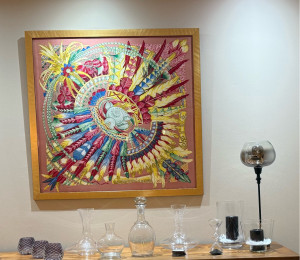 Photo de galerie - Encadrement de foulard hermès 