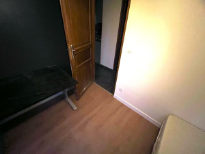 Photo de galerie - Peinture/ Parquet/ Plinthes