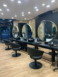 Photo de galerie - Rénovation salon de coiffure 