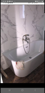 Photo de galerie - Renouvation salle de bain plombrie peinture  carrelage électricité placo isolation vmc 