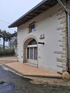 Photo de galerie - Facade et pavés fini 
