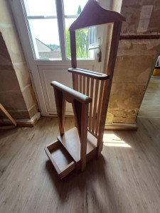 Photo de galerie - Ouvrage réalisé dans le cadre du concours du meilleur apprenti de France menuisier