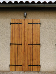 Photo de galerie - Après ponçage et couche de lasure 