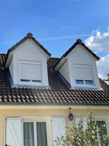 Photo de galerie - Réfection de jouets de lucarne avec isolation et finition enduit fin.