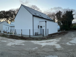 Photo de galerie - Mise en place d’une clôture avec soubassement 