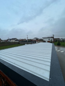 Photo de galerie - Toiture bac acier – intervention rapide