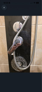 Photo de galerie - Remplacement Mitigeur, conservation de la colonne de douche et de ses fonctionnalités.