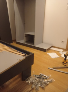 Photo de galerie - Montage de meuble chambre dressing lit cuisine 
