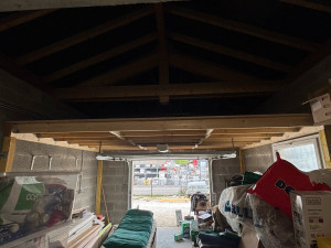 Photo de galerie - Réalisation d’une mezzanine de stockage dans un garage 