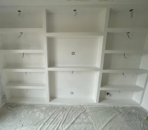 Photo de galerie - Création de niche en placo avec spot intégré