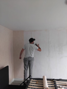 Photo de galerie - Pose de tapisserie 