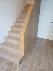 Photo de galerie - Escalier en carrelage 