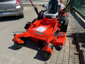 Photo de galerie - Tracteurs tondeuse ariens apex .1m20 de coupe.
