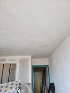 Photo de galerie - Preparation planfond enduit  , ponce 